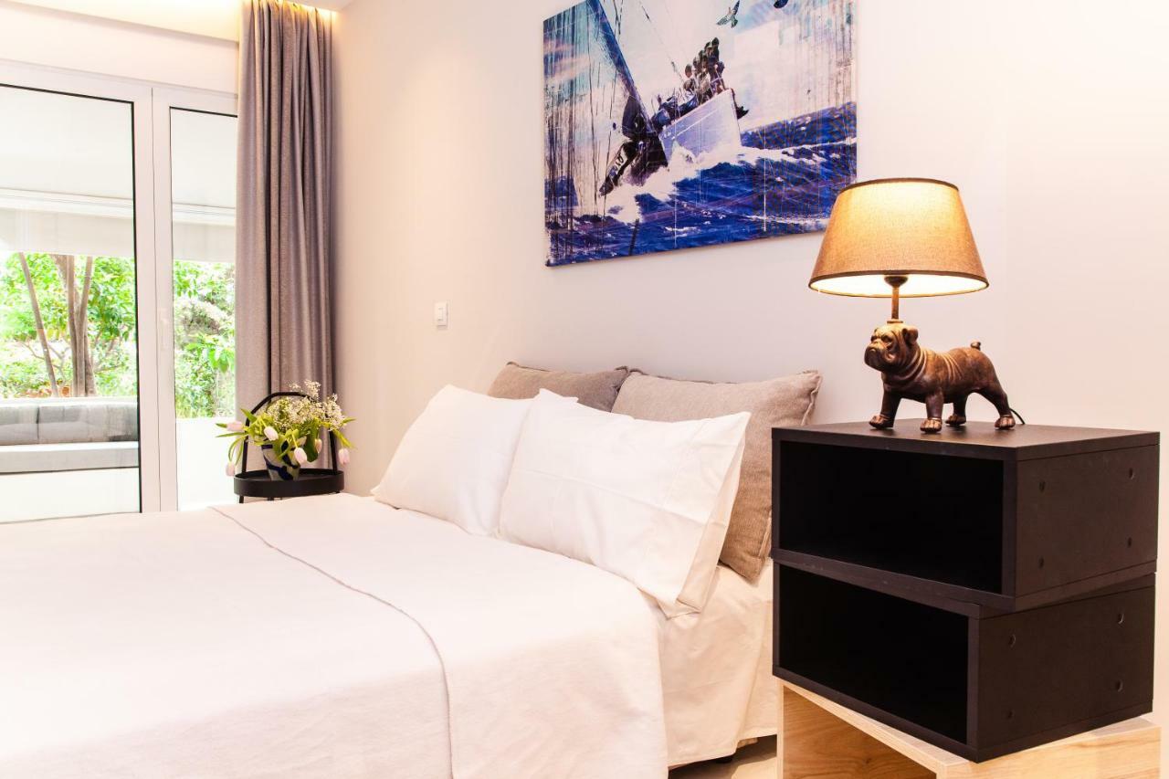 Sweet Suite Flora In Vouliagmeni Atenas Exterior foto