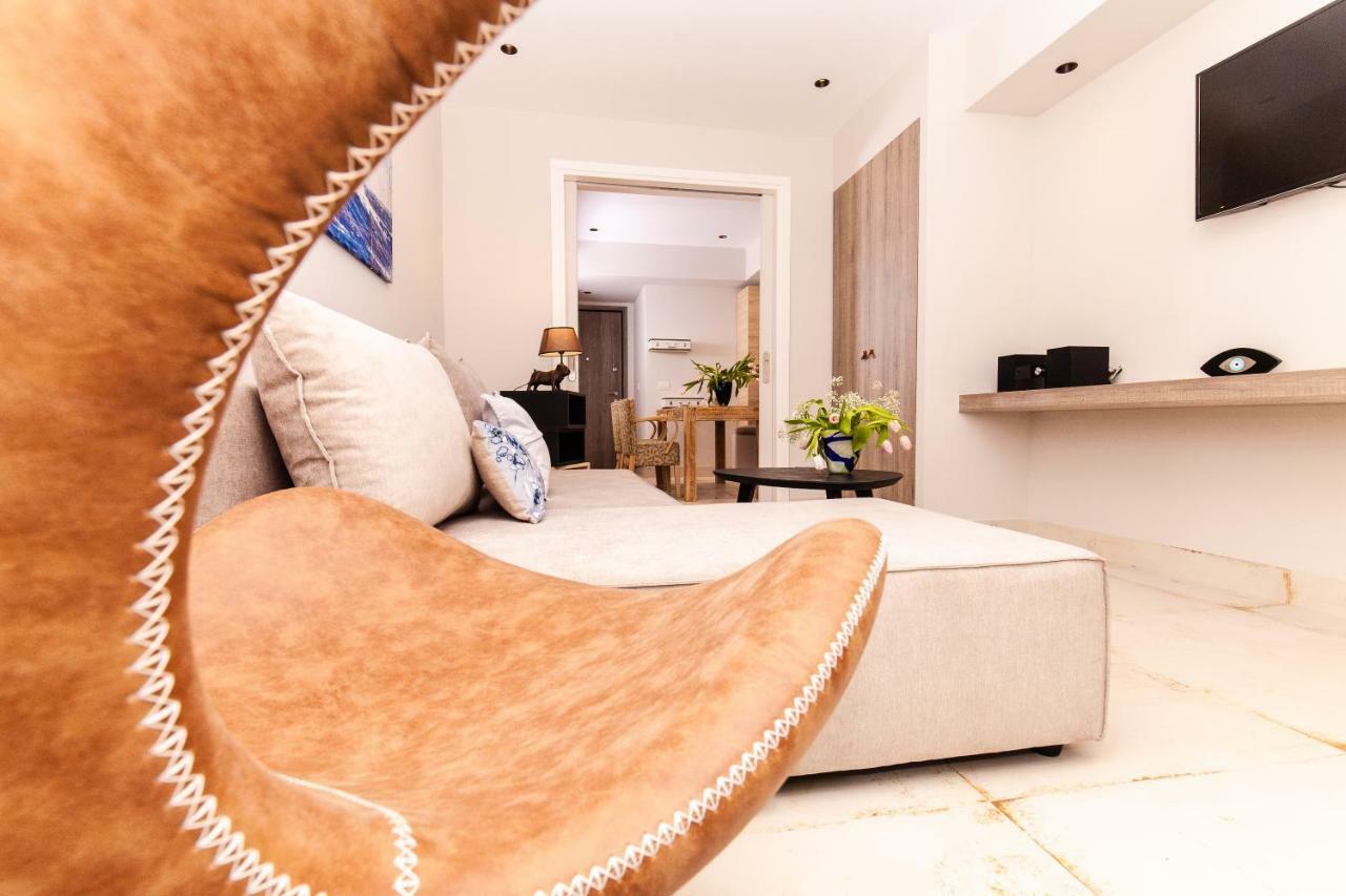 Sweet Suite Flora In Vouliagmeni Atenas Exterior foto